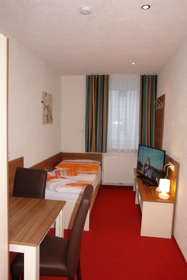 Hotel Garni Daniela Urich Schwanenstadt المظهر الخارجي الصورة