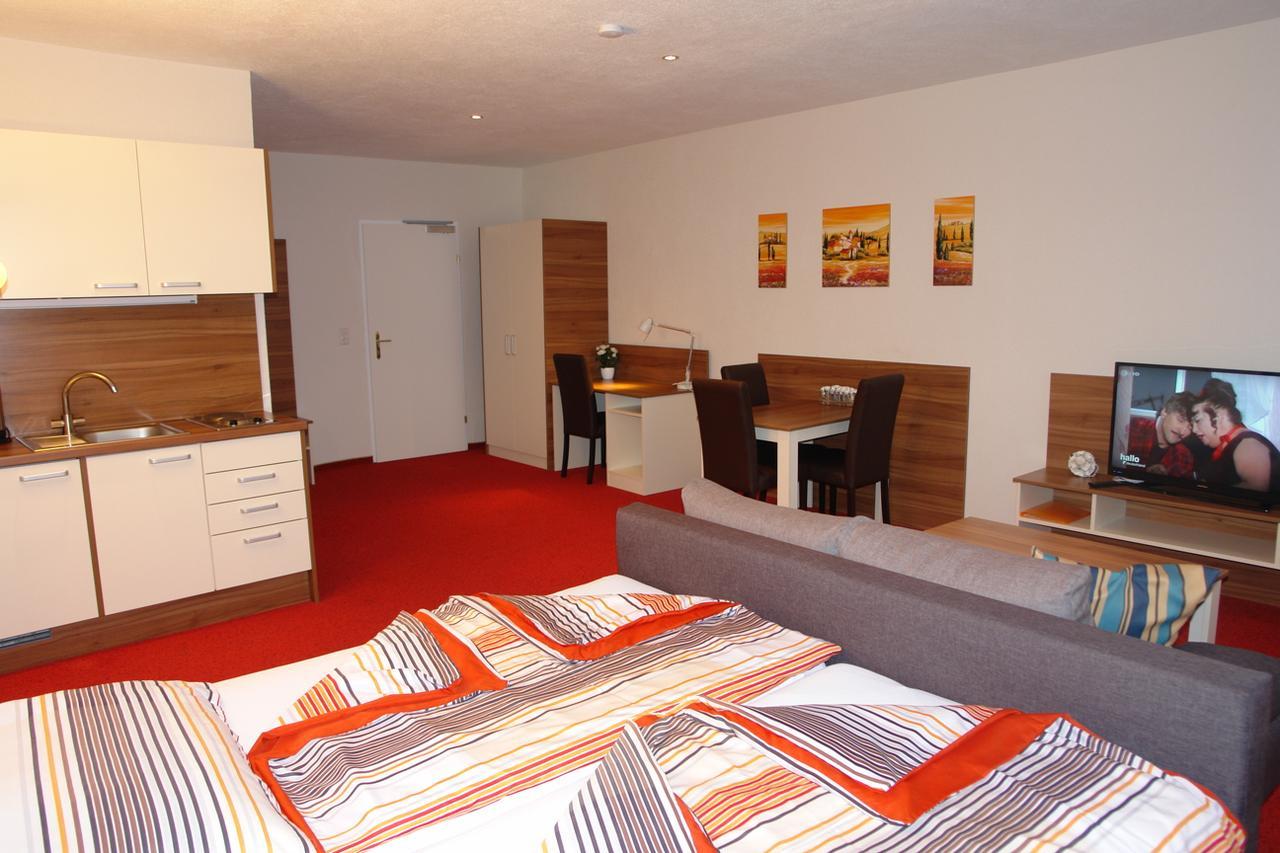 Hotel Garni Daniela Urich Schwanenstadt المظهر الخارجي الصورة
